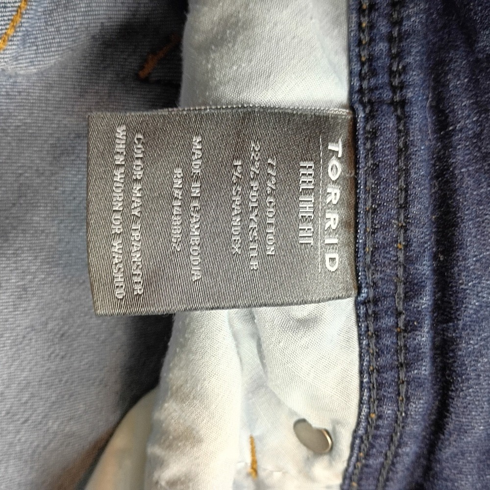 Torrid Womens 16R Luxe Slim Boot Super Stretch Jeans Medium Dark Wash Mid Rise - Picture 6 of 16